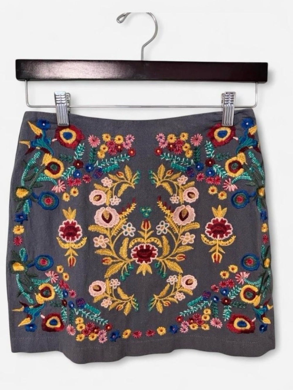 Altar’d State Embroidered Floral Gray Mini Skirt Linen Cotton Women’s Size XS - Picture 2 of 5